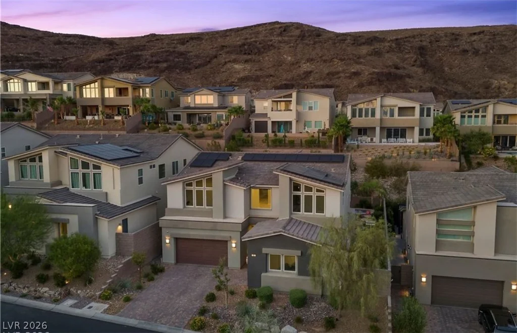 28 Vista Outlook, Henderson, NV 89011