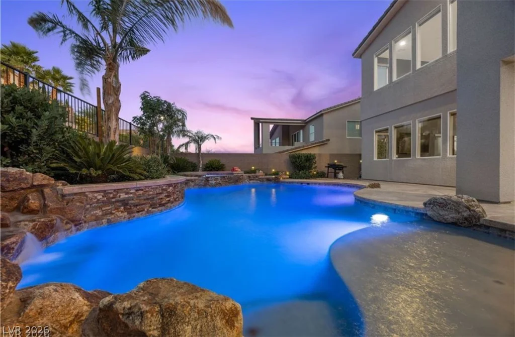 28 Vista Outlook, Henderson, NV 89011