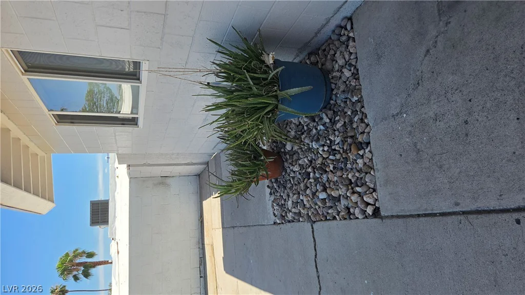 1516 SAN PEDRO, Las Vegas, NV 89104