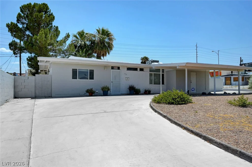 1516 SAN PEDRO, Las Vegas, NV 89104