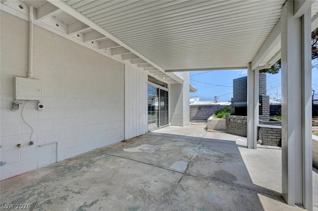 1516 SAN PEDRO, Las Vegas, NV 89104