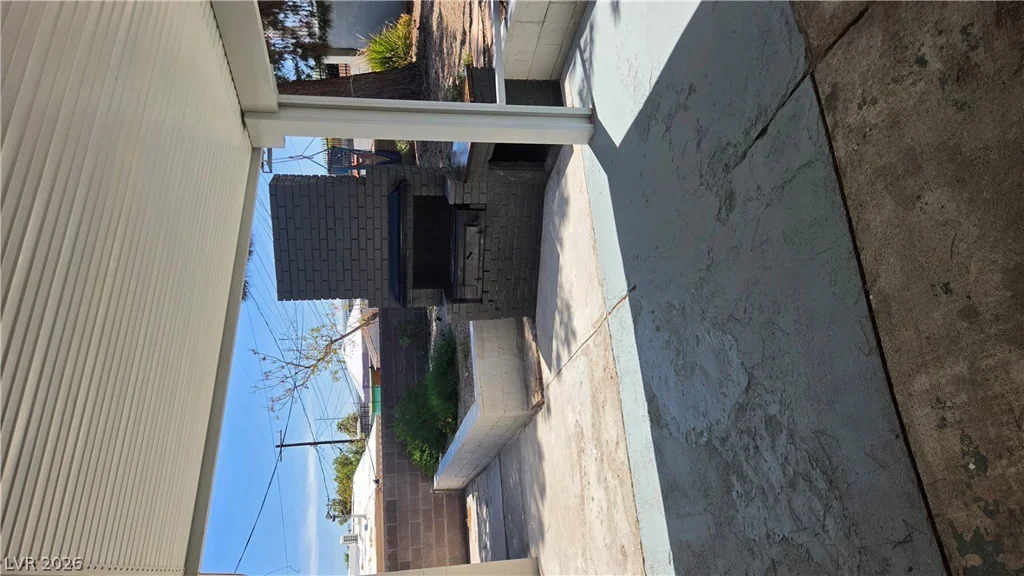 1516 SAN PEDRO, Las Vegas, NV 89104
