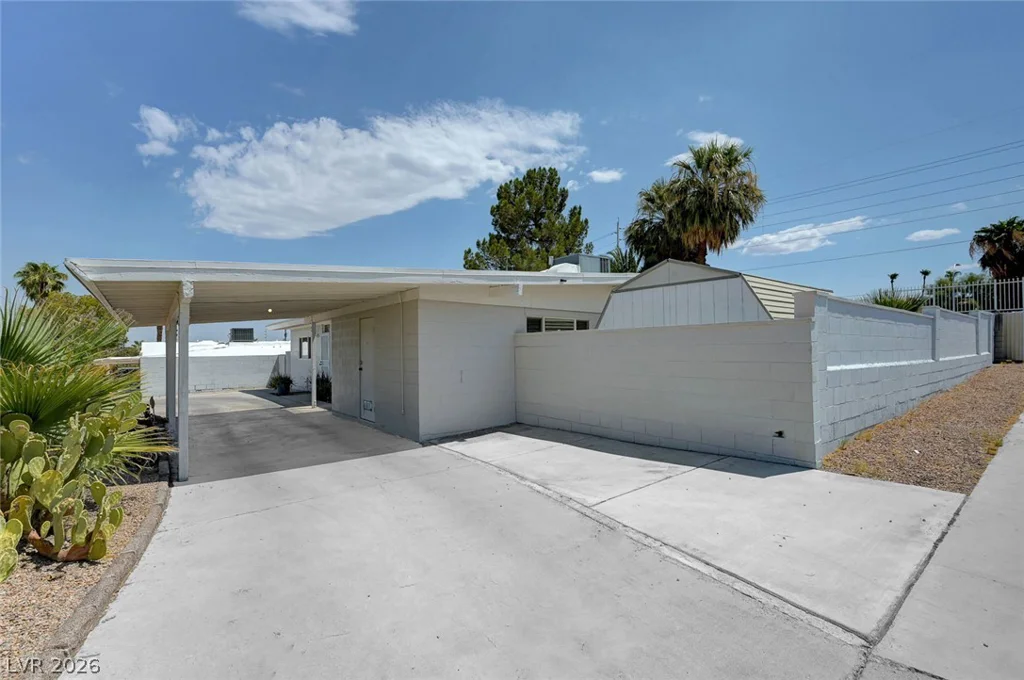 1516 SAN PEDRO, Las Vegas, NV 89104