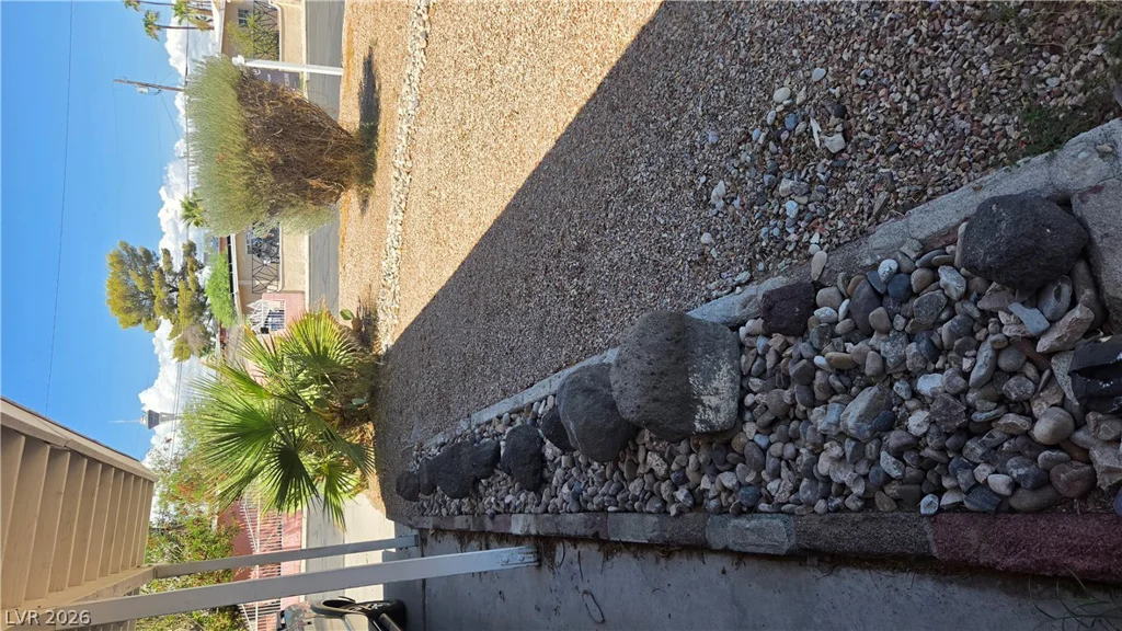 1516 SAN PEDRO, Las Vegas, NV 89104