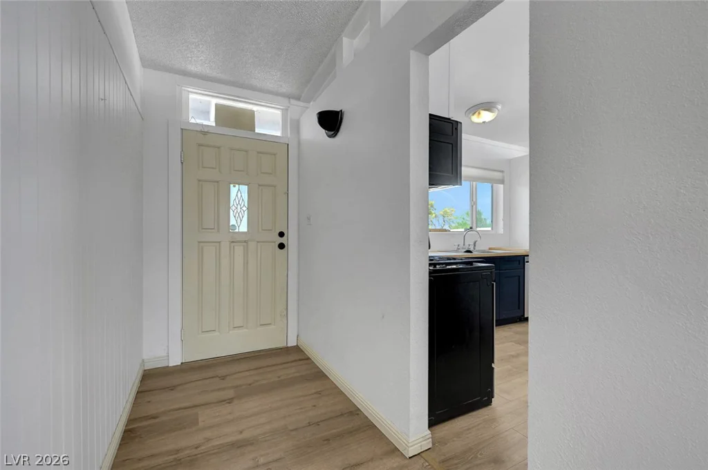 1516 SAN PEDRO, Las Vegas, NV 89104