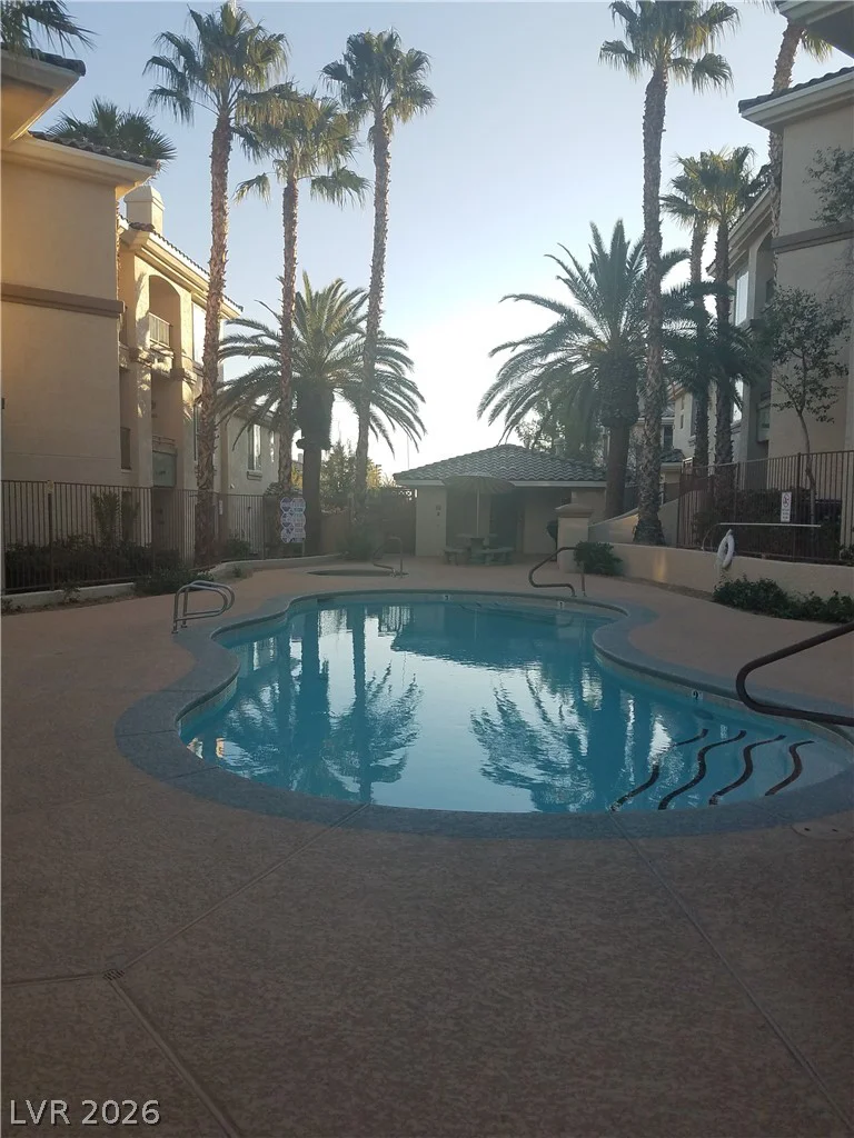 7107 Durango, Las Vegas, NV 89113