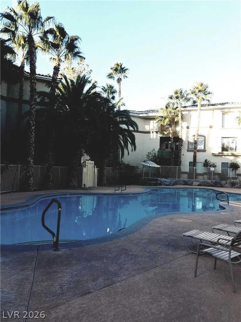 7107 Durango, Las Vegas, NV 89113