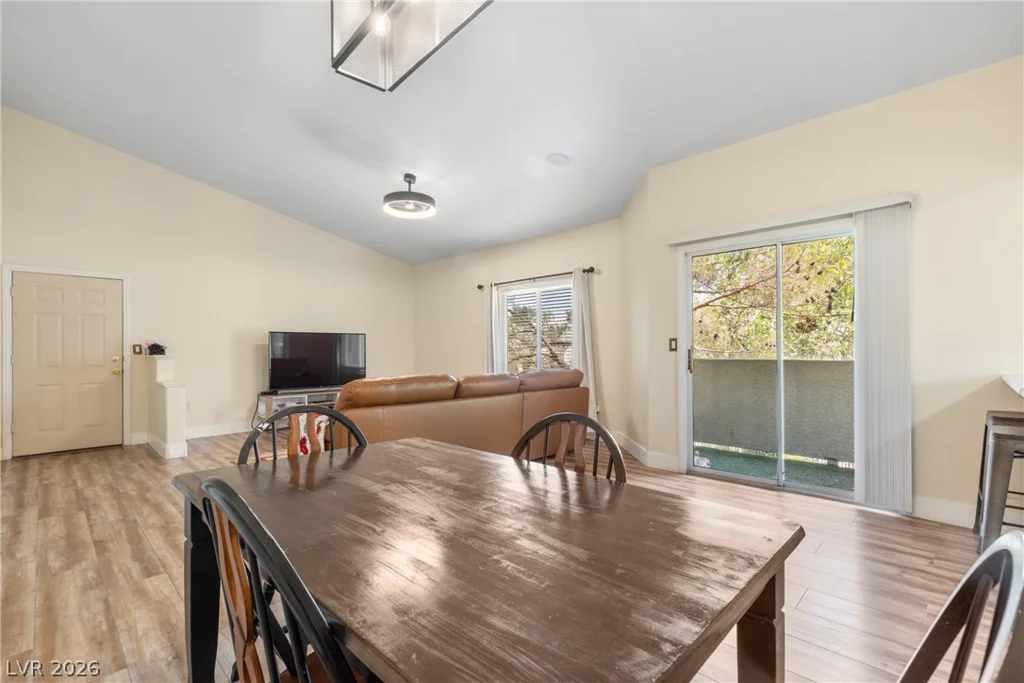 3924 Quiet Pine, Las Vegas, NV 89108