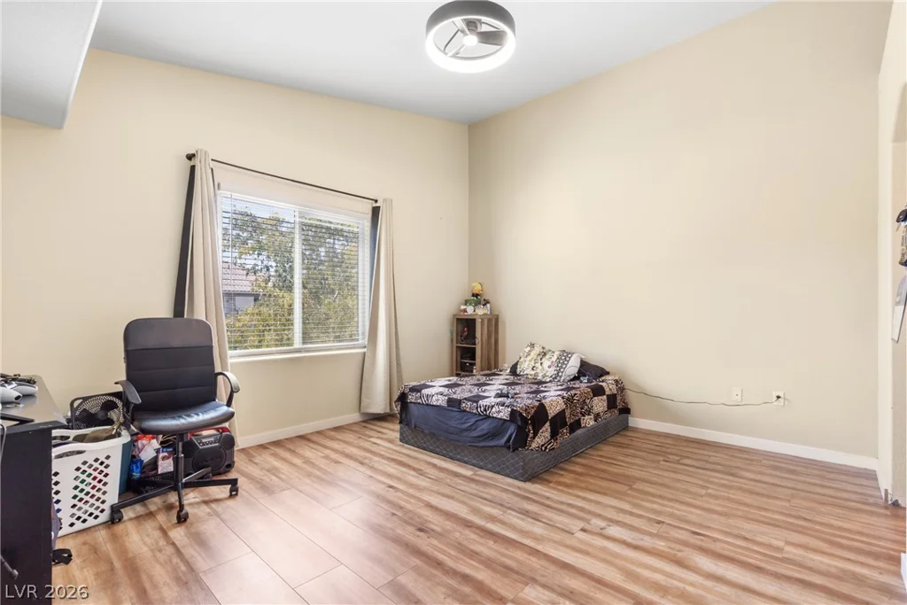 3924 Quiet Pine, Las Vegas, NV 89108