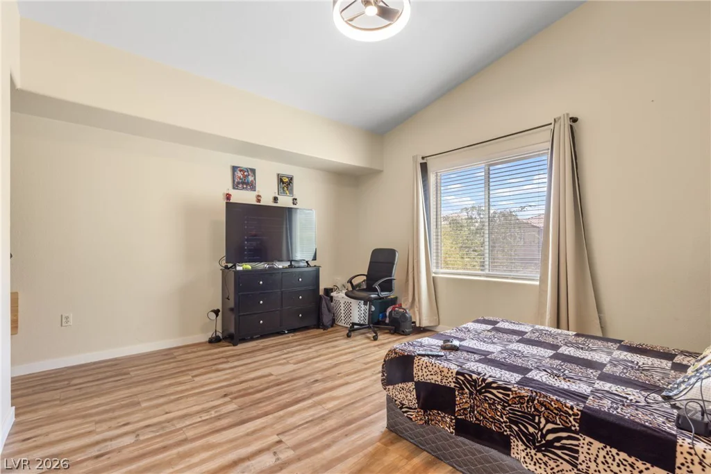 3924 Quiet Pine, Las Vegas, NV 89108
