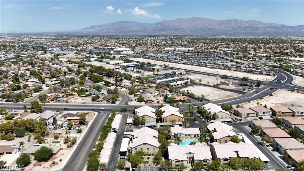3924 Quiet Pine, Las Vegas, NV 89108