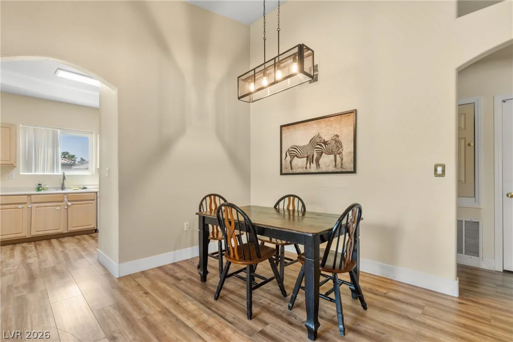 3924 Quiet Pine, Las Vegas, NV 89108