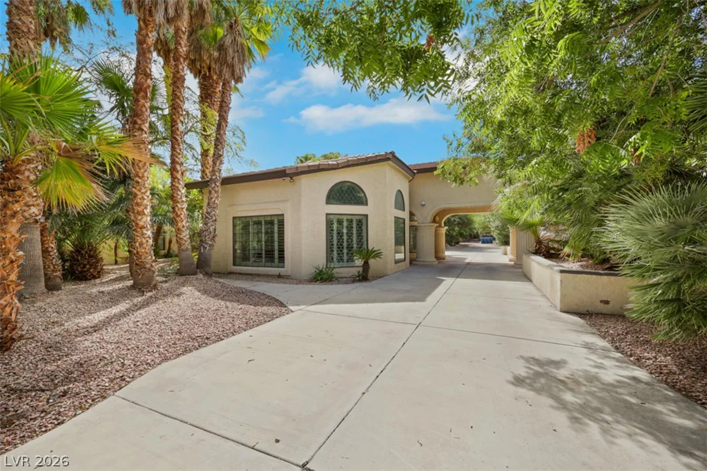 4301 Quadrel, Las Vegas, NV 89129