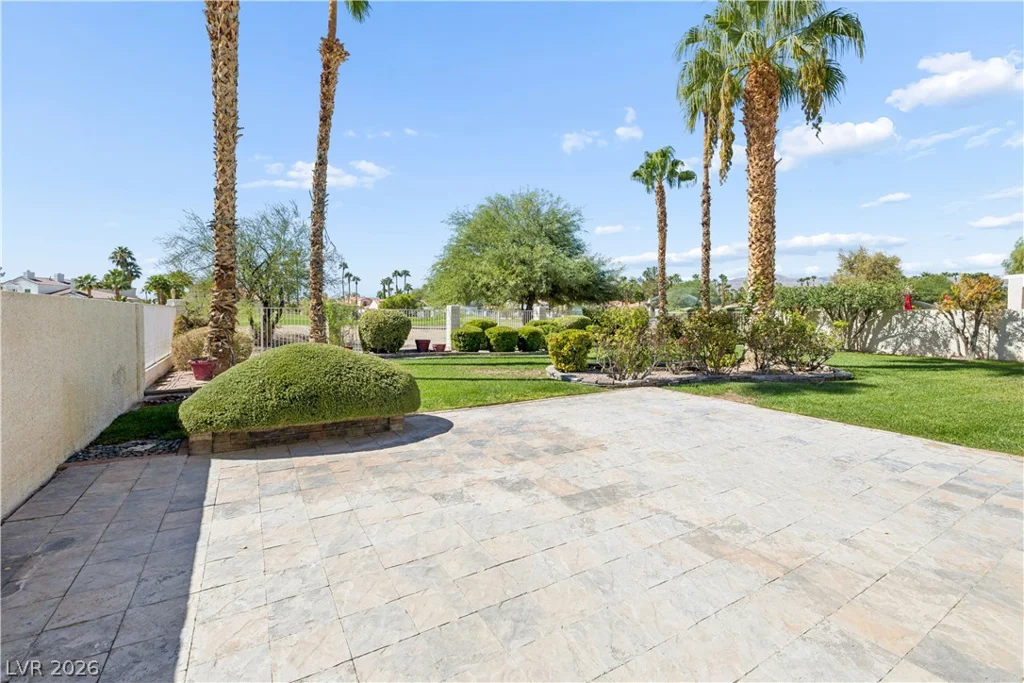 7429 Painted Shadows, Las Vegas, NV 89149