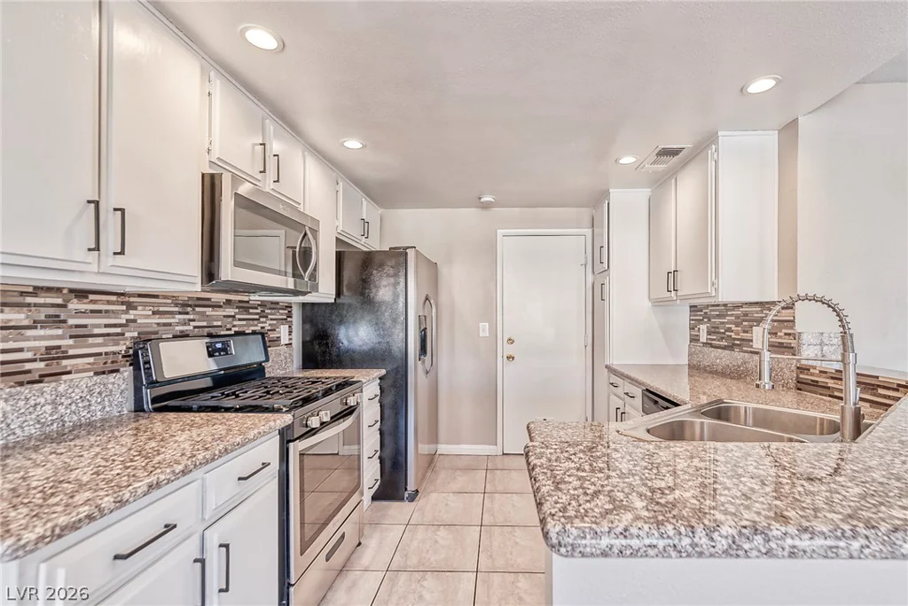 217 MOOSE, Las Vegas, NV 89145