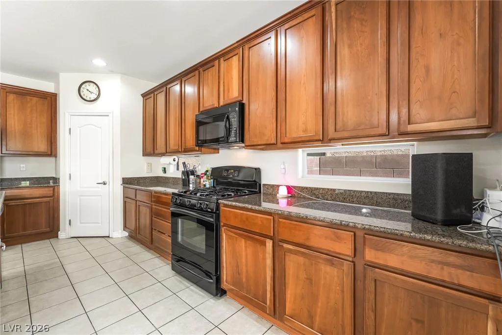 5484 Oatfield, North Las Vegas, NV 89081