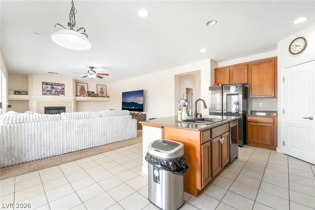 5484 Oatfield, North Las Vegas, NV 89081