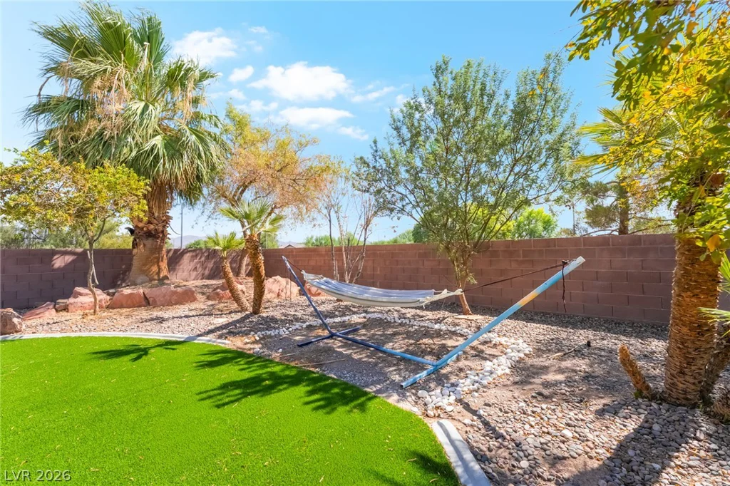 5484 Oatfield, North Las Vegas, NV 89081