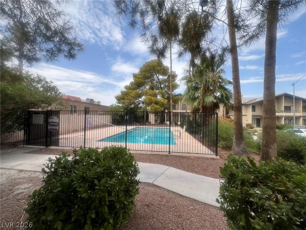 1461 Tamareno, Las Vegas, NV 89119