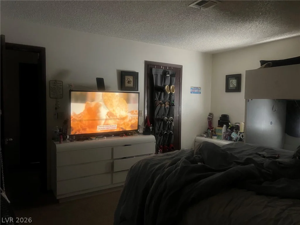 1461 Tamareno, Las Vegas, NV 89119
