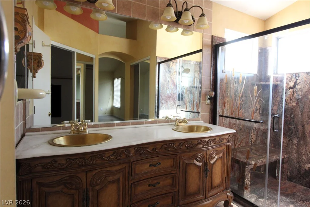 7721 Beach Falls, Las Vegas, NV 89149