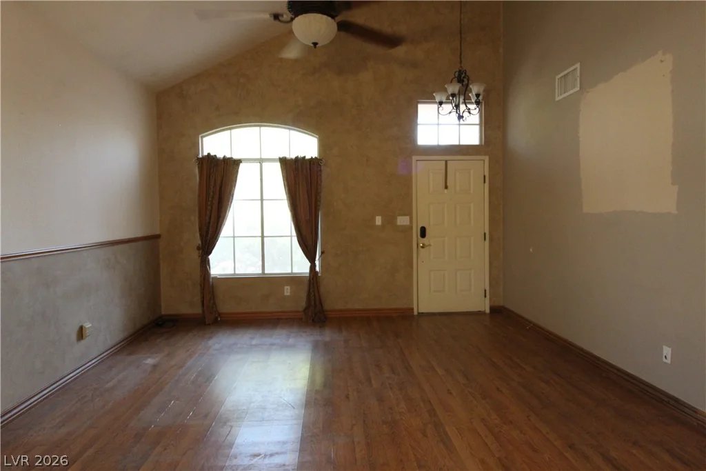 7721 Beach Falls, Las Vegas, NV 89149