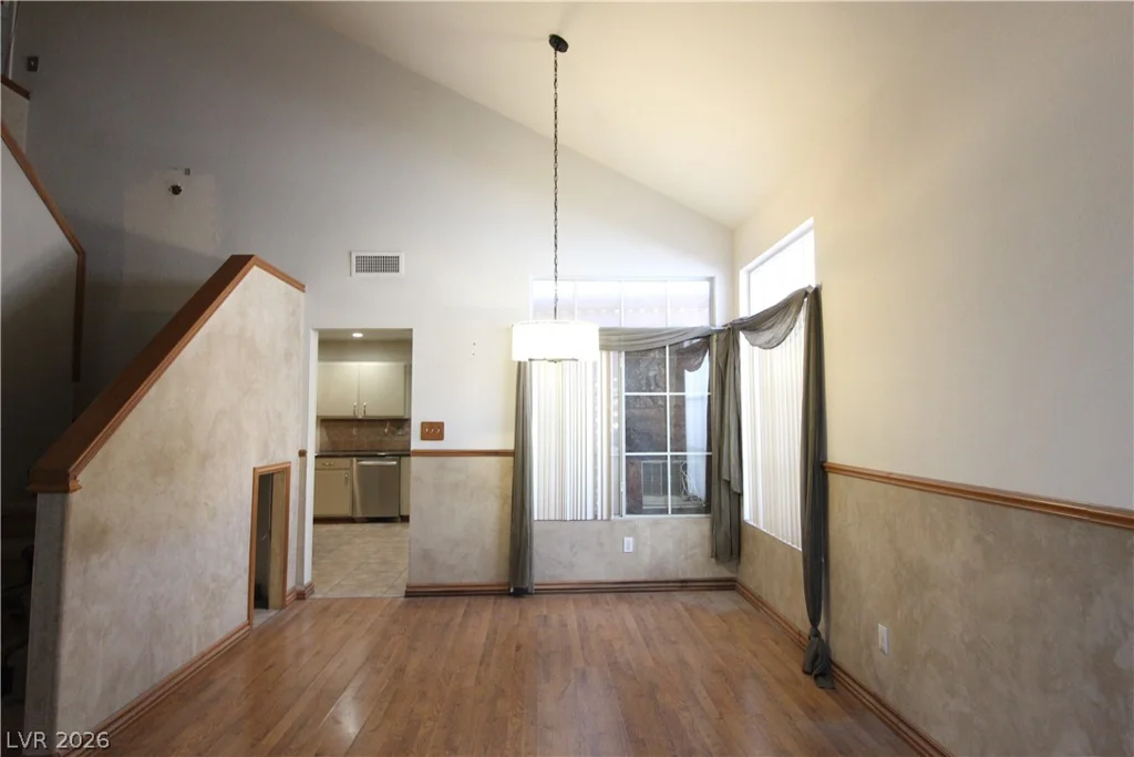 7721 Beach Falls, Las Vegas, NV 89149