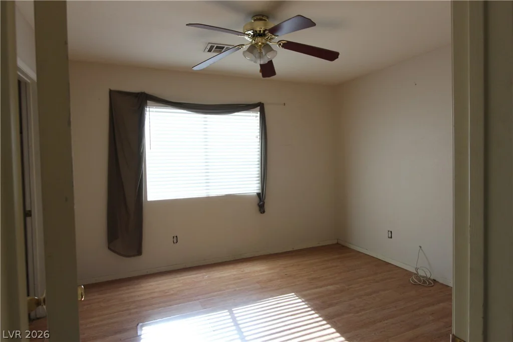7721 Beach Falls, Las Vegas, NV 89149