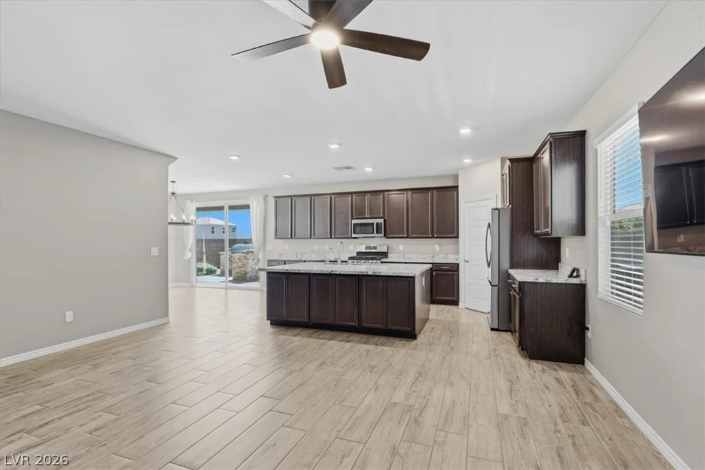3935 Henny, Las Vegas, NV 89141