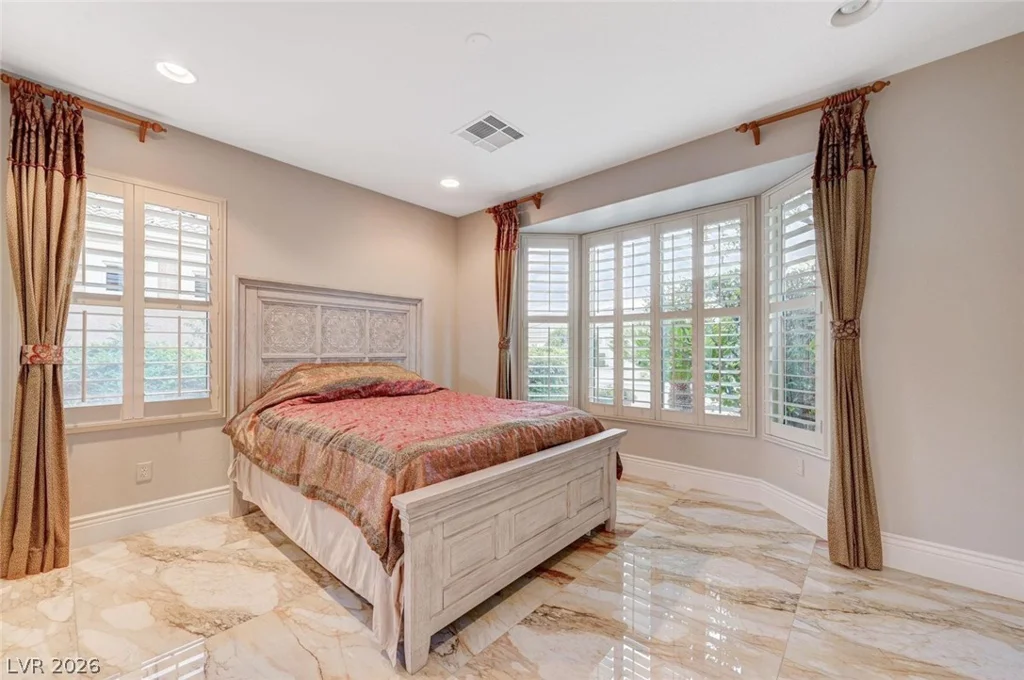 4596 Bersaglio, Las Vegas, NV 89135