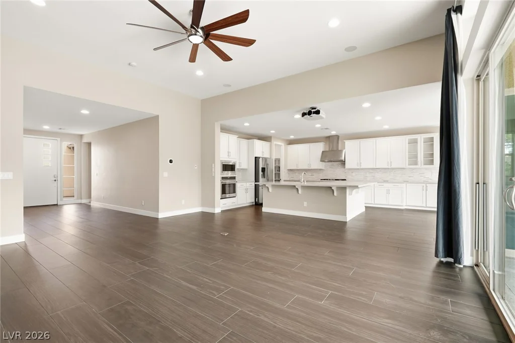 8445 Great Outdoors, Las Vegas, NV 89166