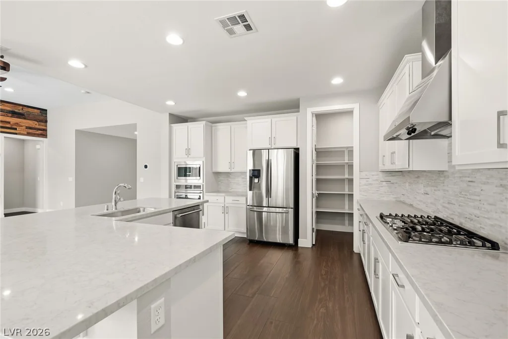 8445 Great Outdoors, Las Vegas, NV 89166