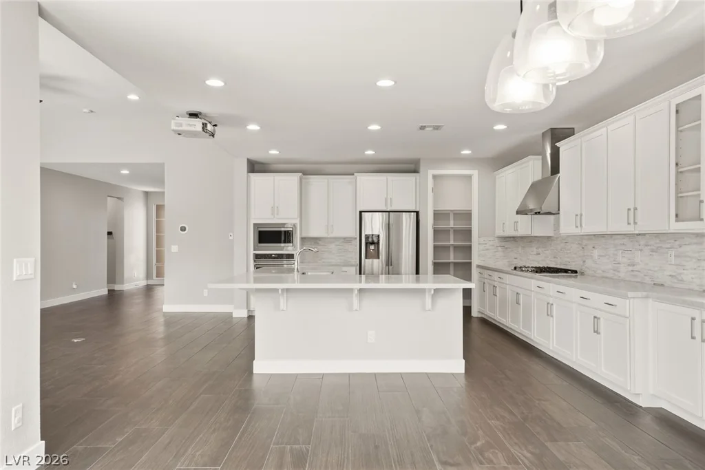 8445 Great Outdoors, Las Vegas, NV 89166