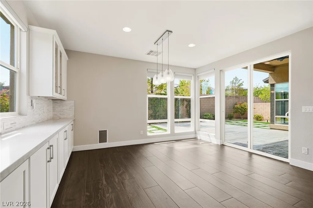 8445 Great Outdoors, Las Vegas, NV 89166