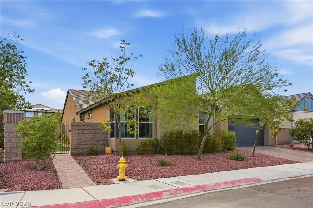 8445 Great Outdoors, Las Vegas, NV 89166