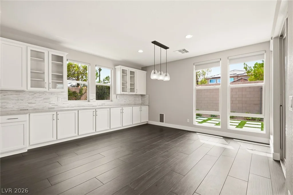 8445 Great Outdoors, Las Vegas, NV 89166