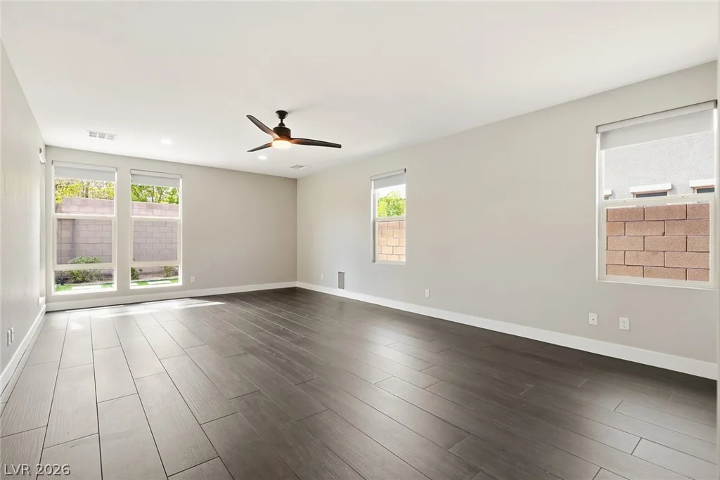8445 Great Outdoors, Las Vegas, NV 89166