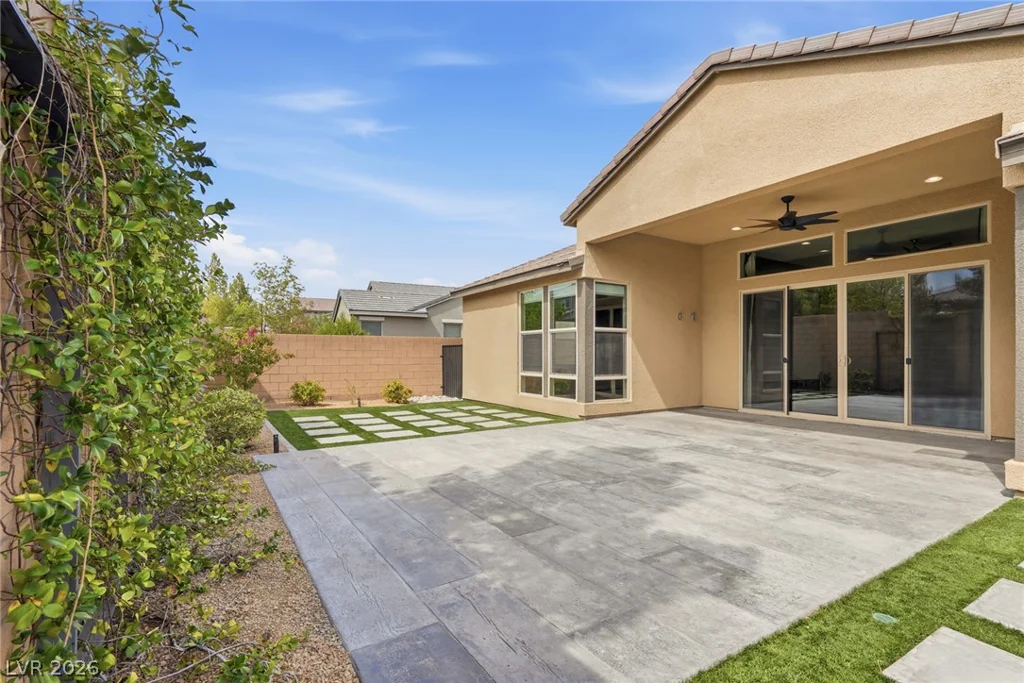 8445 Great Outdoors, Las Vegas, NV 89166