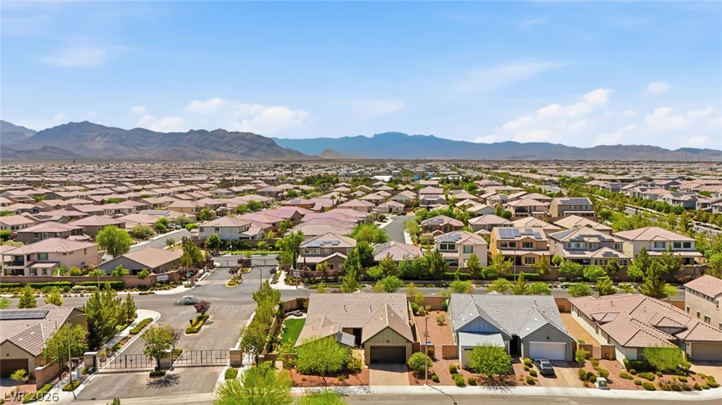 8445 Great Outdoors, Las Vegas, NV 89166