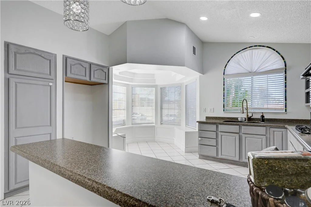 2268 Welsey Manor, Las Vegas, NV 89156