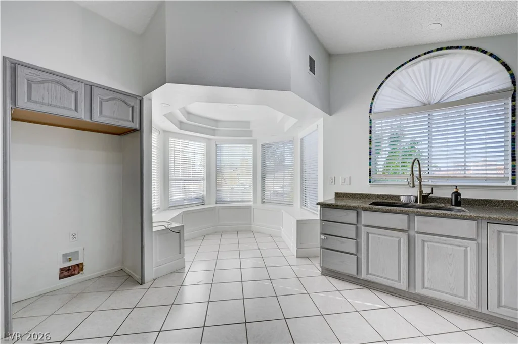2268 Welsey Manor, Las Vegas, NV 89156