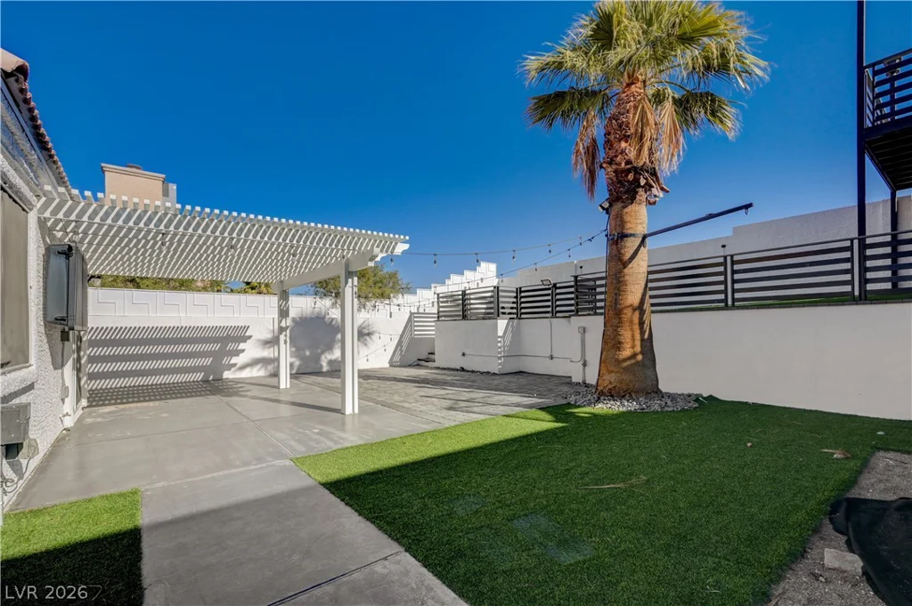 2268 Welsey Manor, Las Vegas, NV 89156