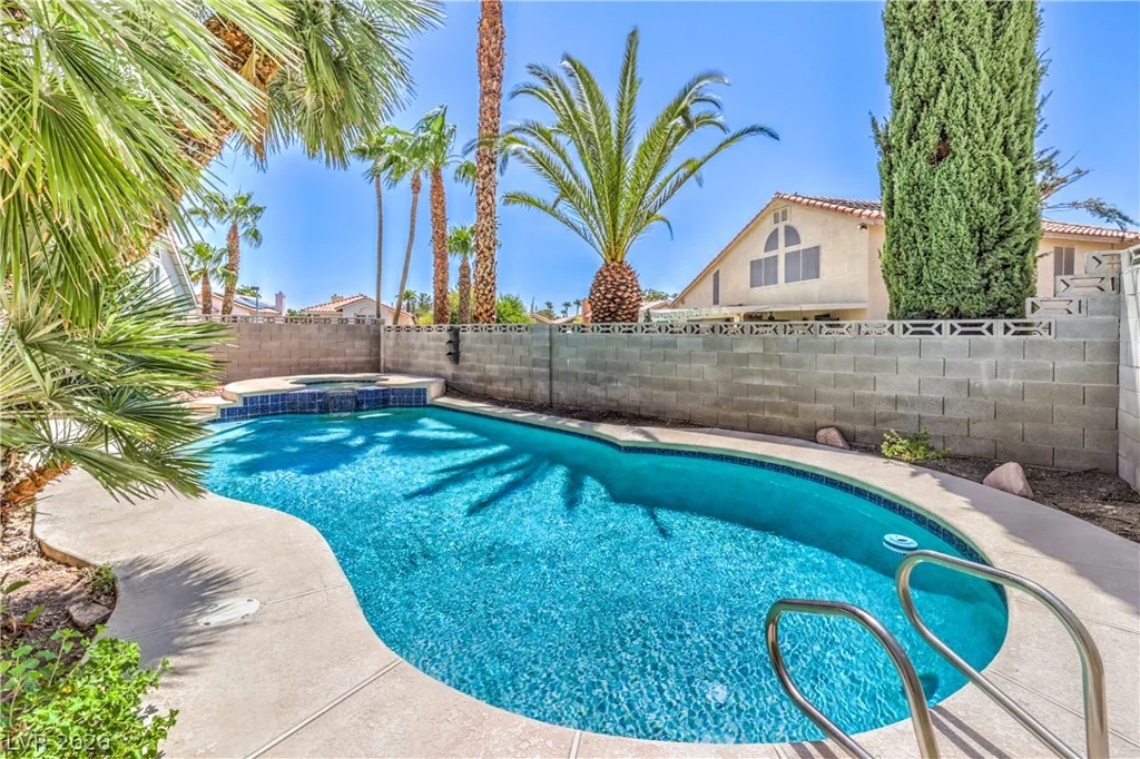 9513 Scenic Sunset, Las Vegas, NV 89117