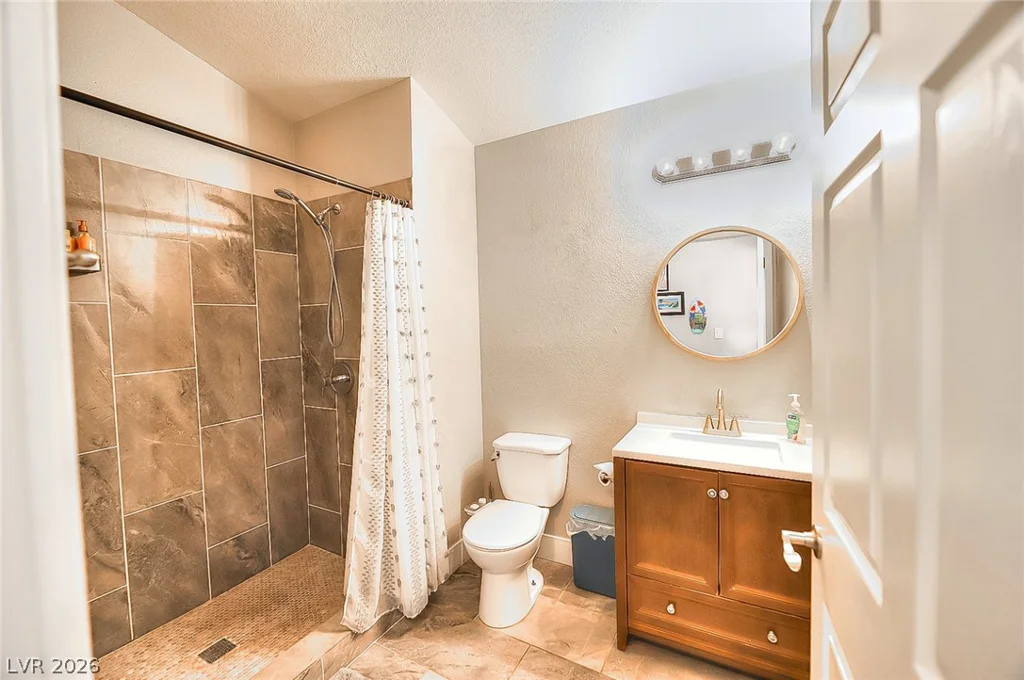6326 Mount Rainier, Las Vegas, NV 89156
