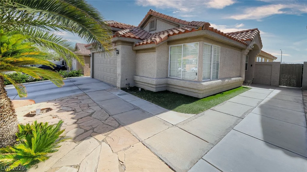 6326 Mount Rainier, Las Vegas, NV 89156