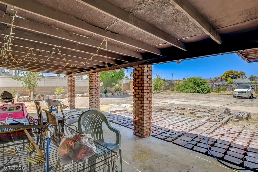 8069 Red Barn, Las Vegas, NV 89123