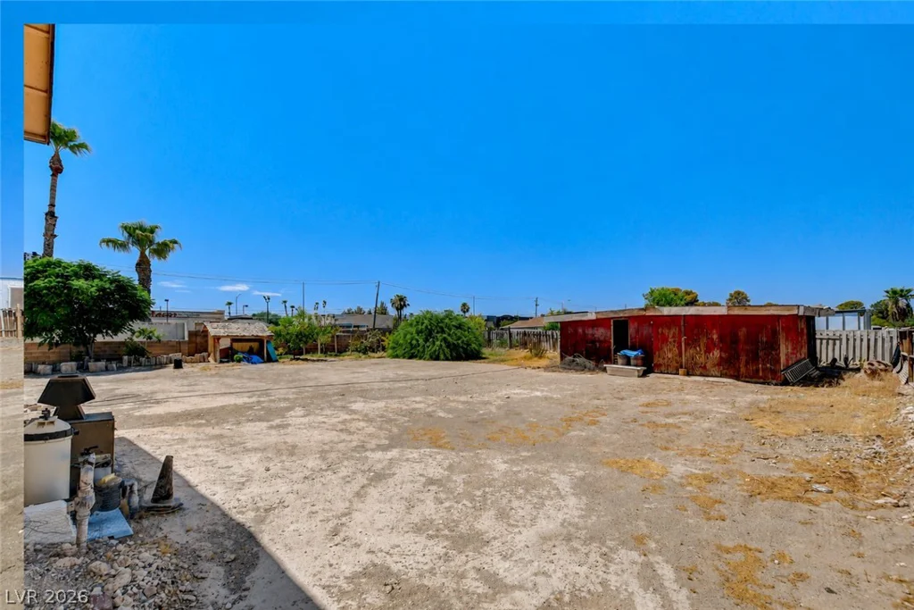 8069 Red Barn, Las Vegas, NV 89123