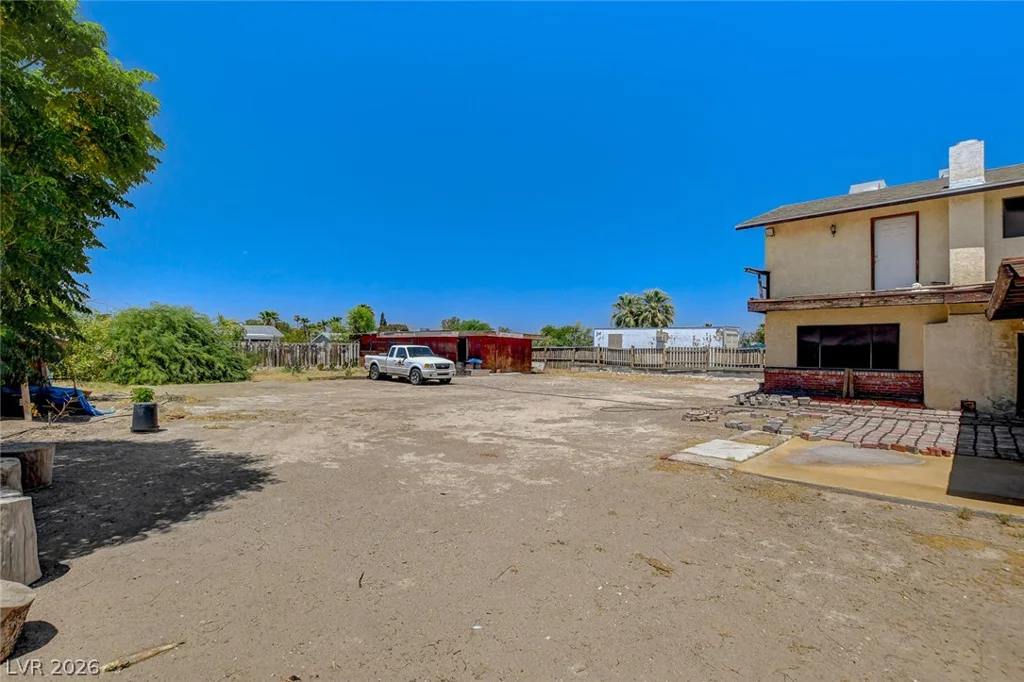 8069 Red Barn, Las Vegas, NV 89123