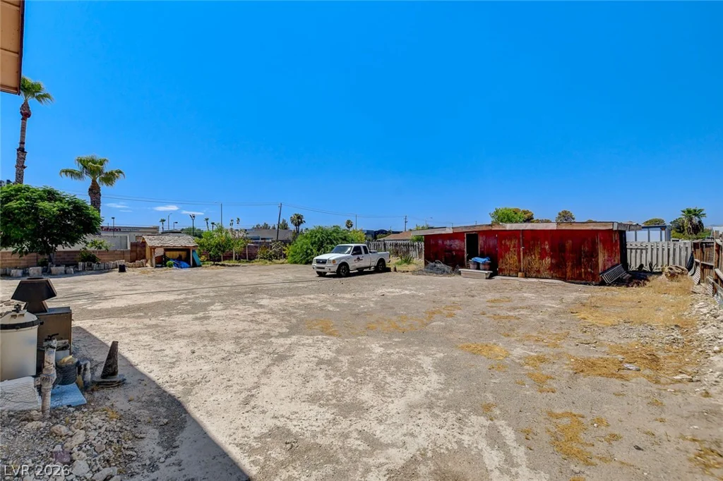 8069 Red Barn, Las Vegas, NV 89123