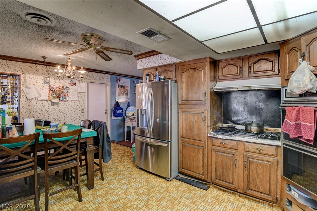 8069 Red Barn, Las Vegas, NV 89123